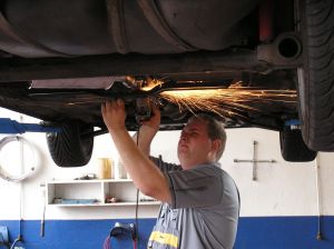 6 Simple Steps To Avoiding Expensive Car Repairs